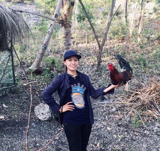 Year 2020 my wife holding an Allen Roundhead from Nene Aguilar.